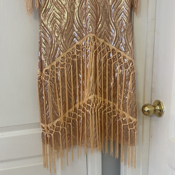 BABEYOND Women's Flapper 1920s VNeck Beaded Fringed. - Picture 4 of 13